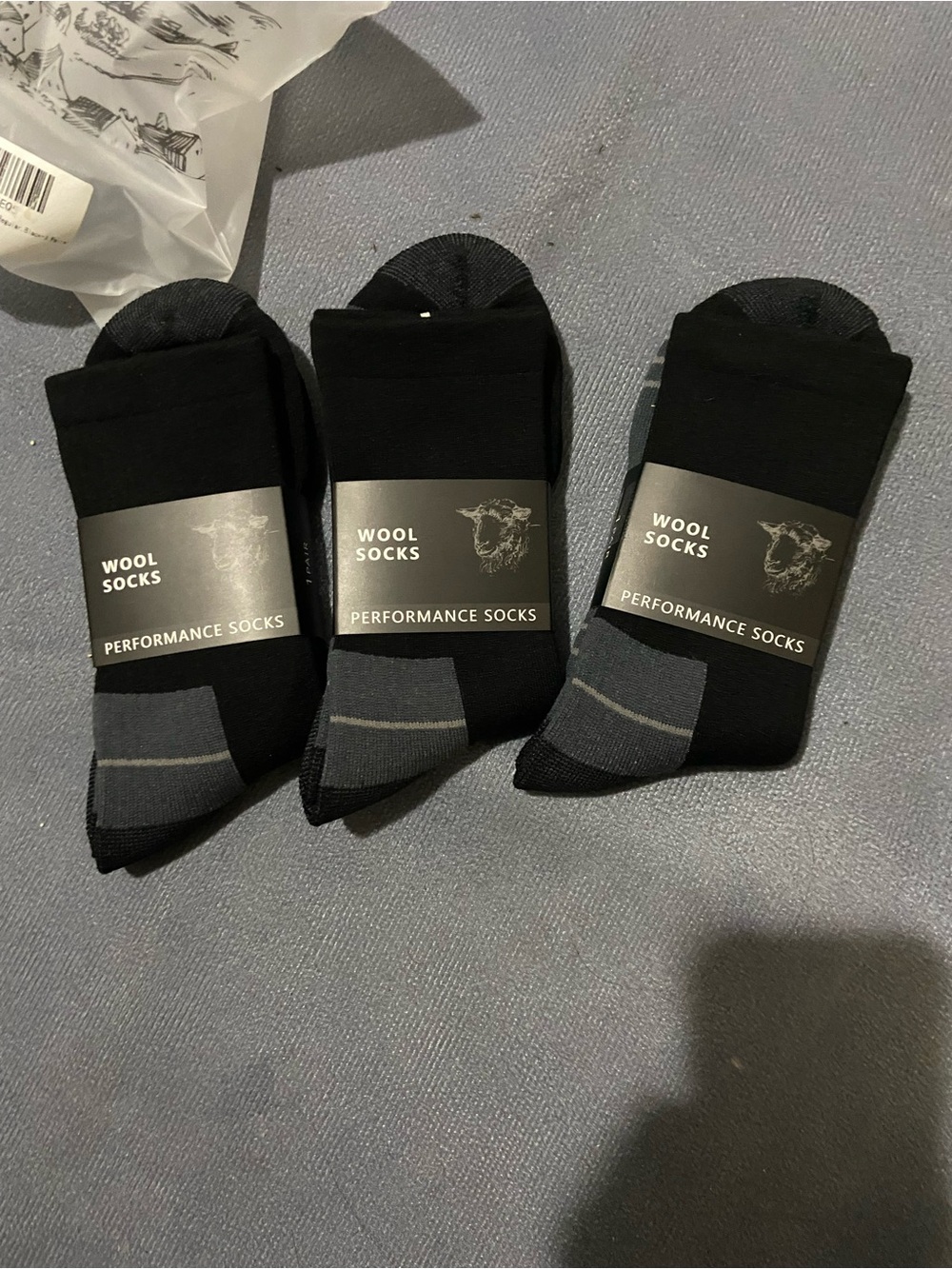 Performance Wool Thermal Cushioned Crew Socks 3 Pairs Size Med Black/Gray Boy